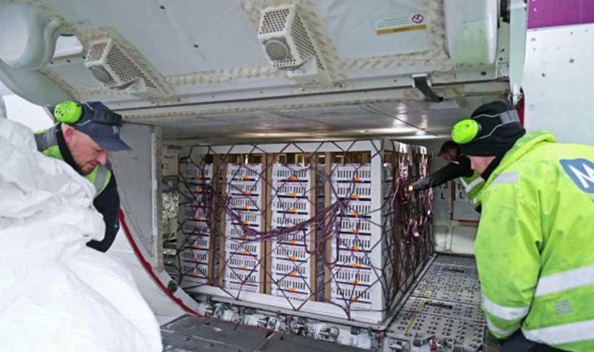 Chicks also travel in 1st class